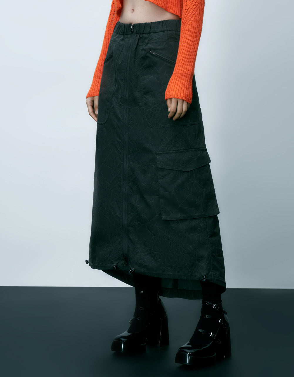 Elastic Waist Midi Skirt