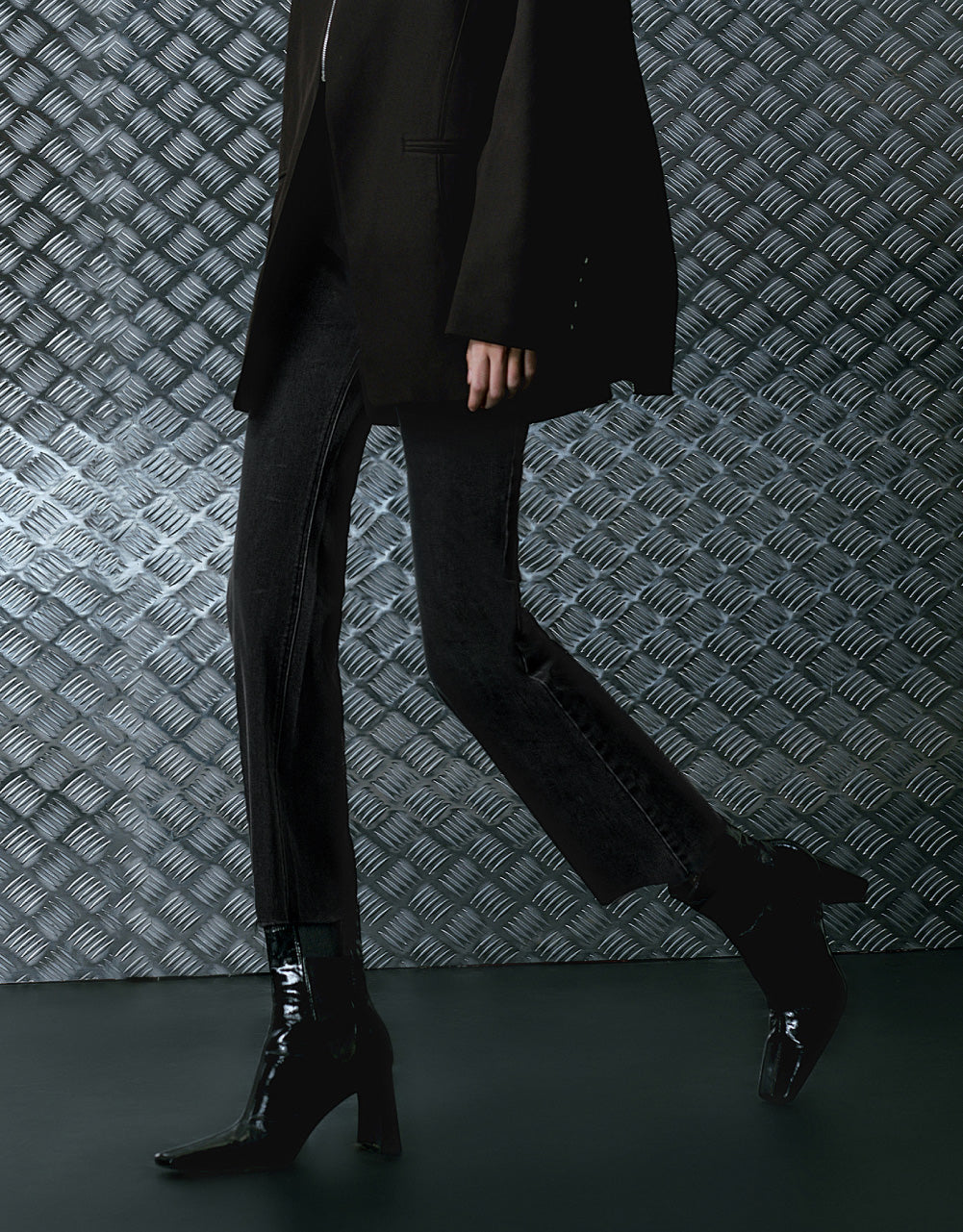 Frayed Hem Flare Jeans