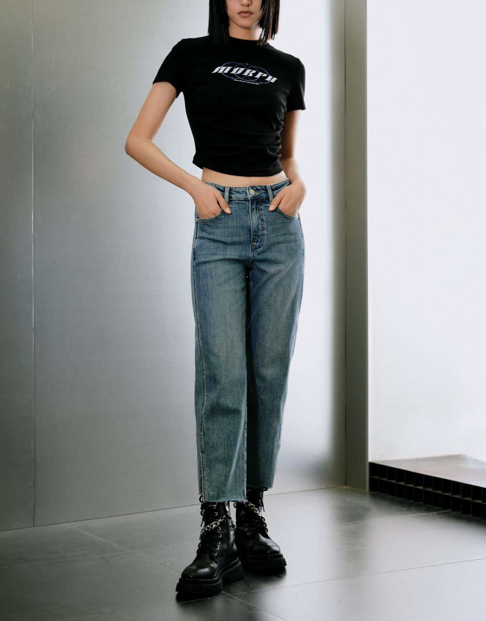 Raw Hem Cropped Straight Jeans