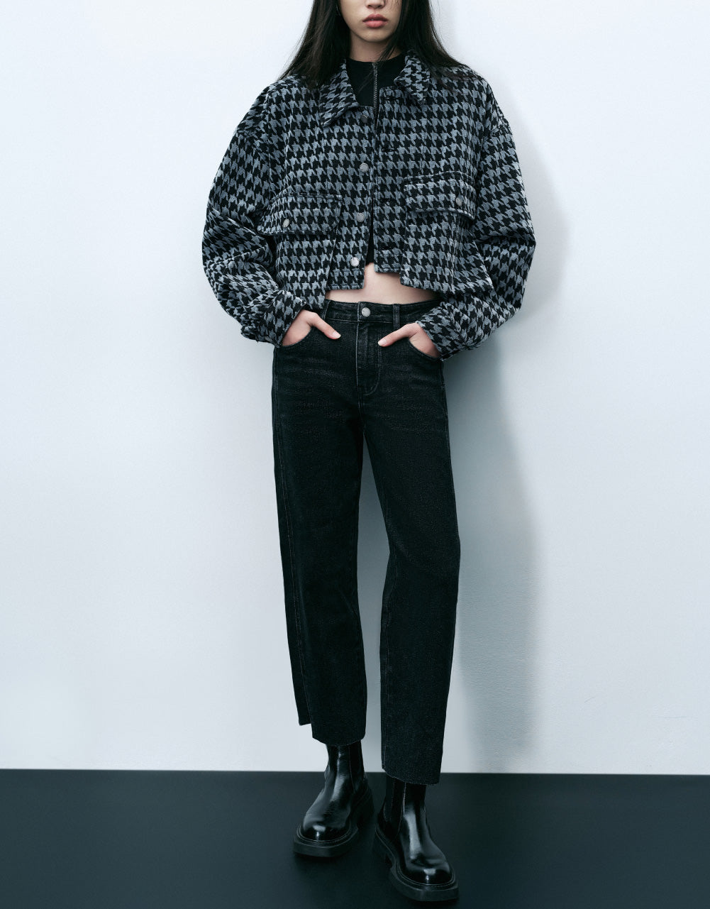 Raw Hem Cropped Straight Jeans