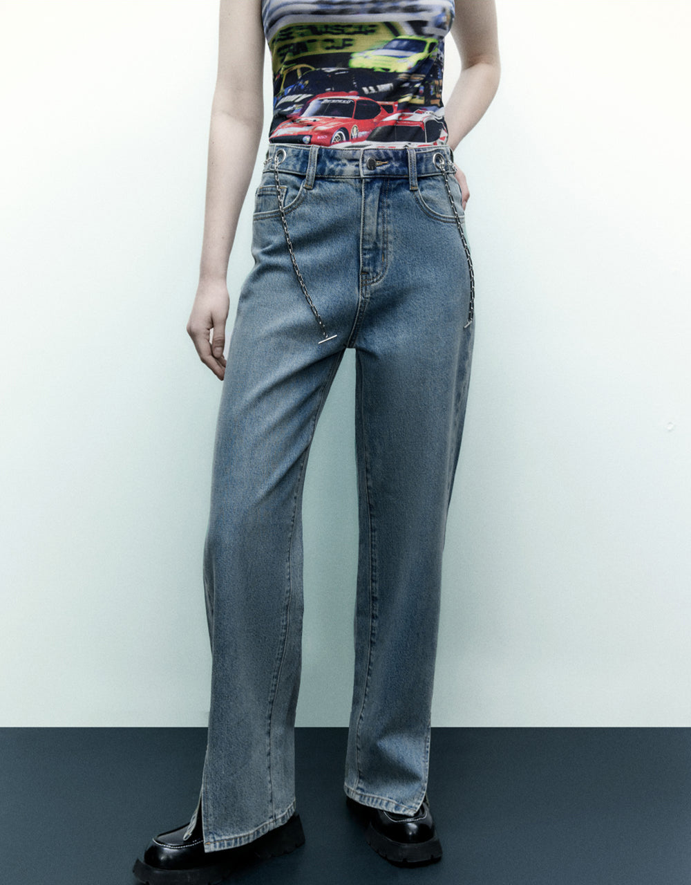 Split Hem Chain Detail Jeans