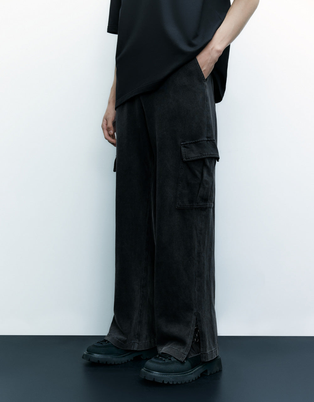 Drawstring Waist Wide-Leg Jeans