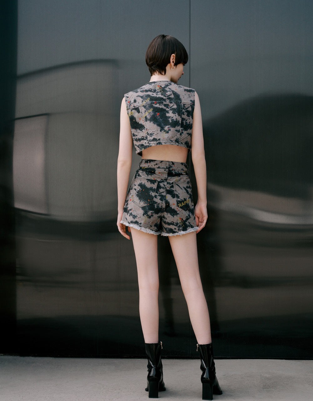 Camouflage Raw Hem Denim Shorts