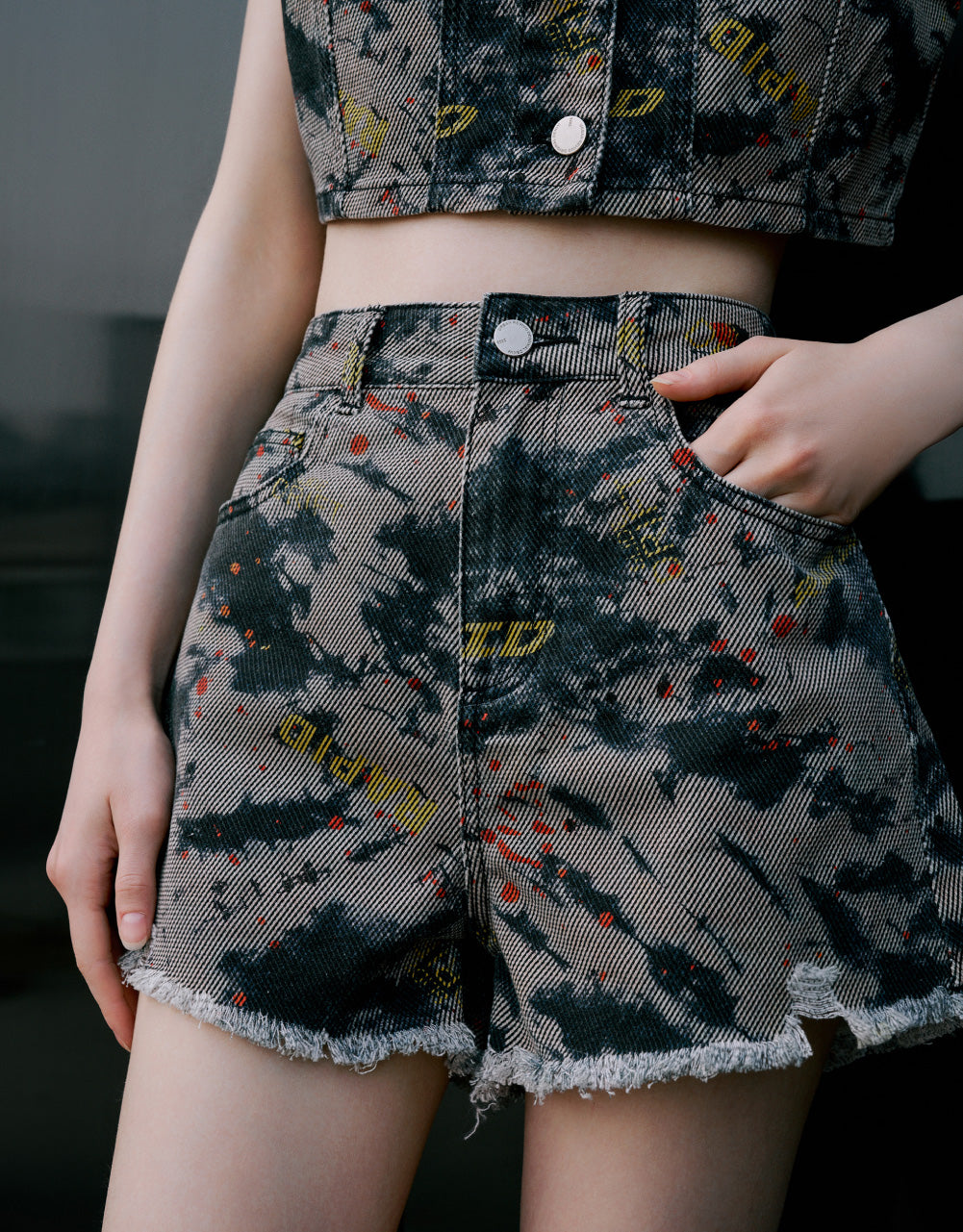 Camouflage Raw Hem Denim Shorts