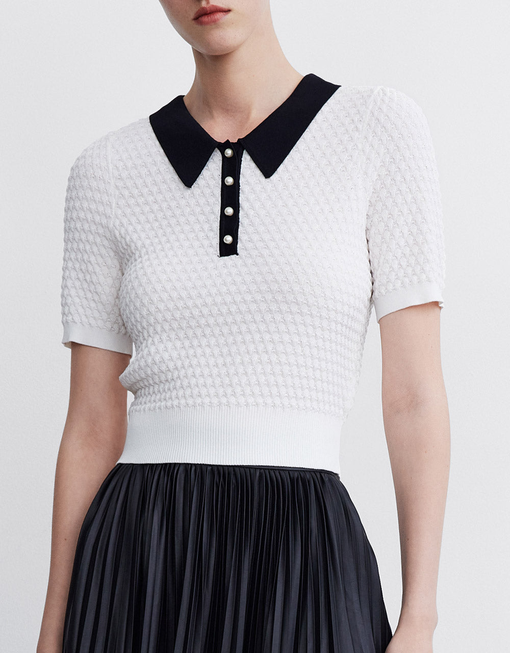 Contrast Collar Knitted Polo Shirt