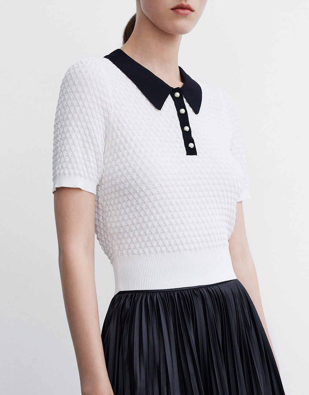 Contrast Collar Knitted Polo Shirt