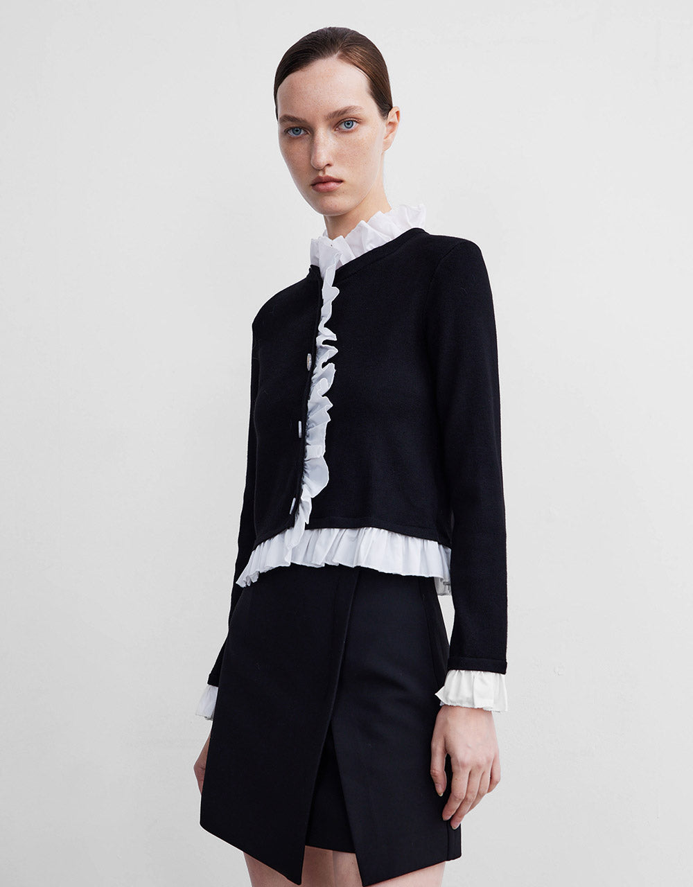 Contrast Ruffled Hem Cardigan