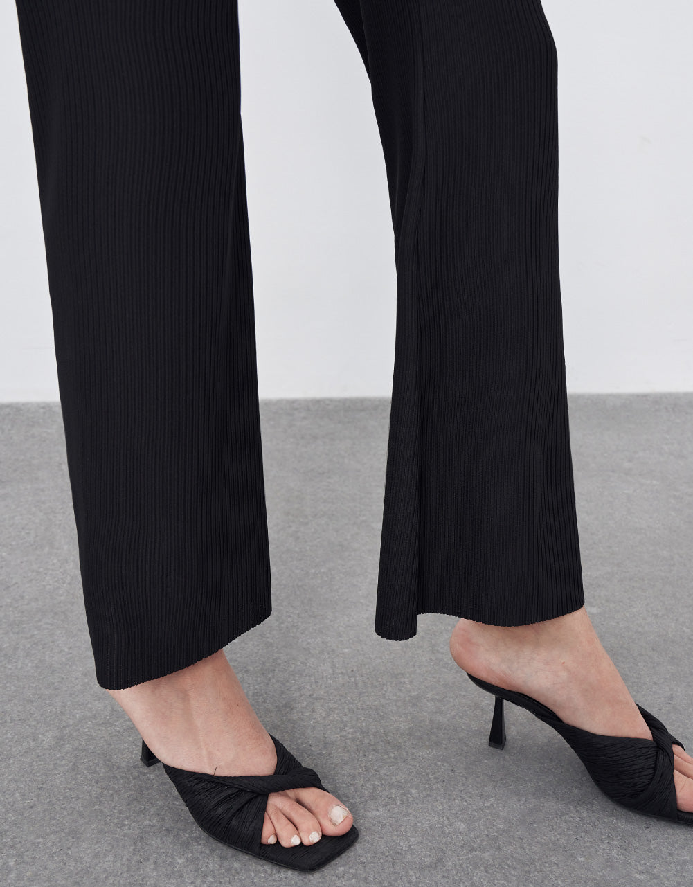 Textured Wide Leg Pants