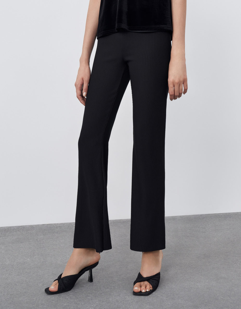 Textured Wide Leg Pants