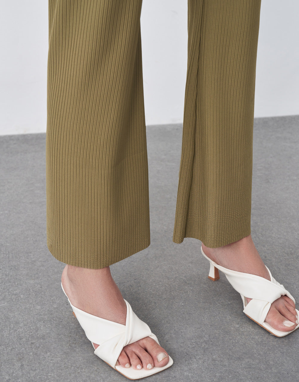 Textured Wide Leg Pants