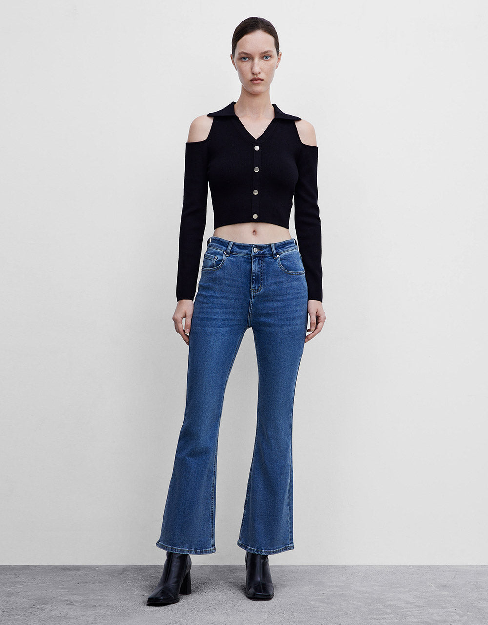 Mid Waist Flare Jeans