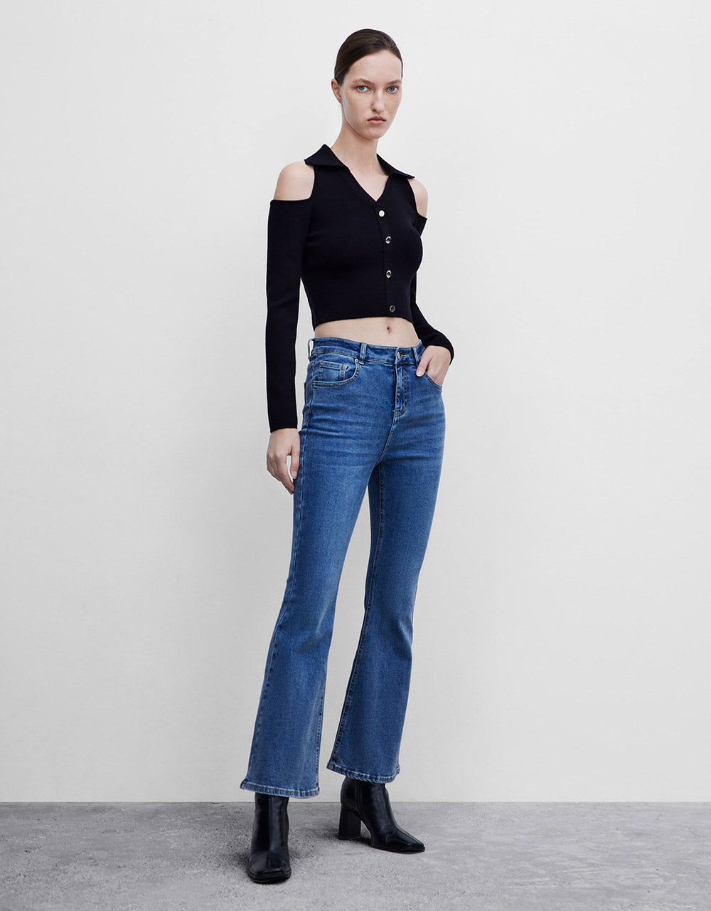Mid Waist Flare Jeans