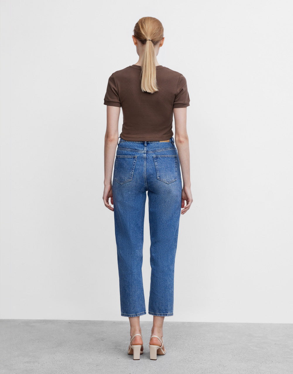 Carrot Fit Jeans