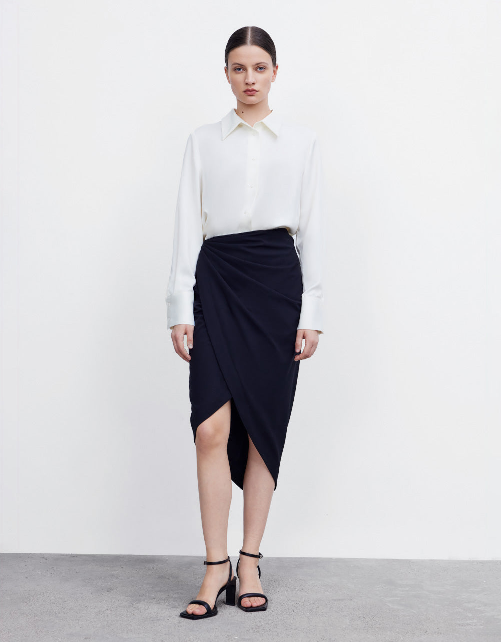 Skinny Fit Midi Skirt