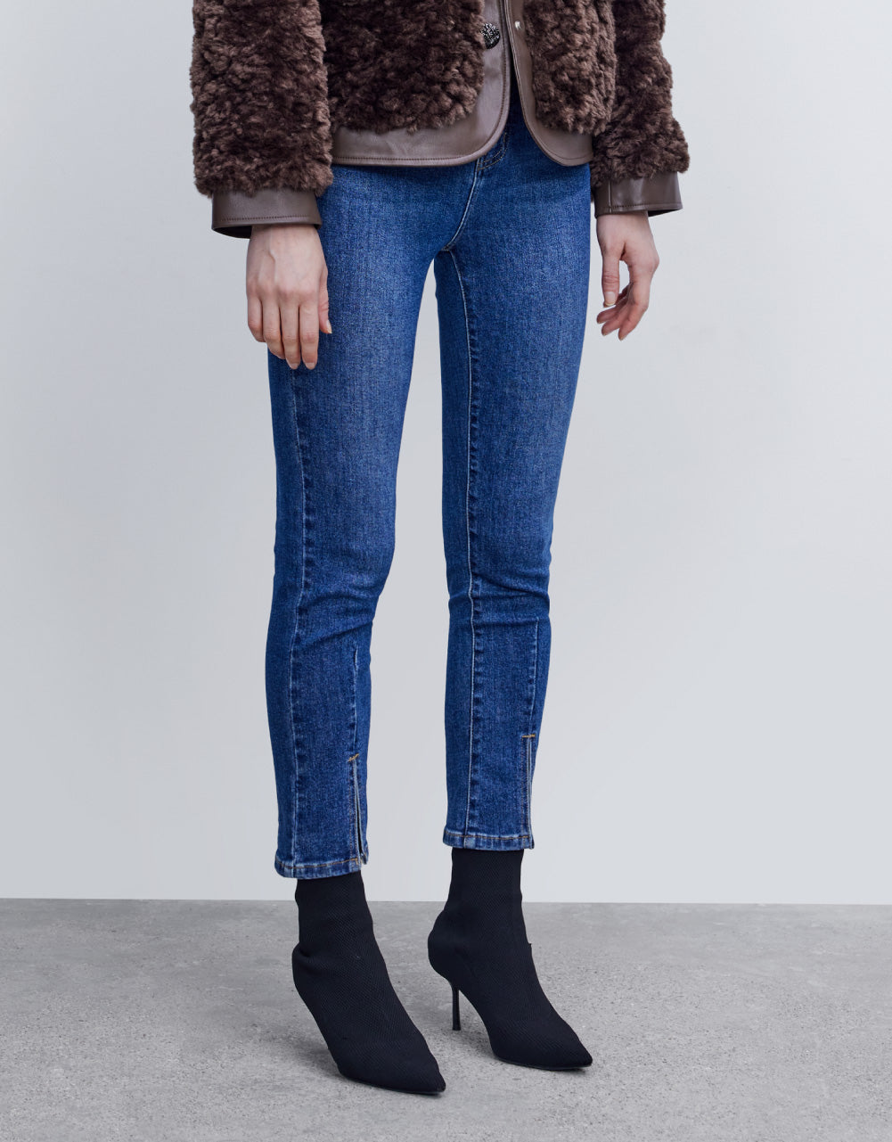 Slit Hem Skinny Jeans