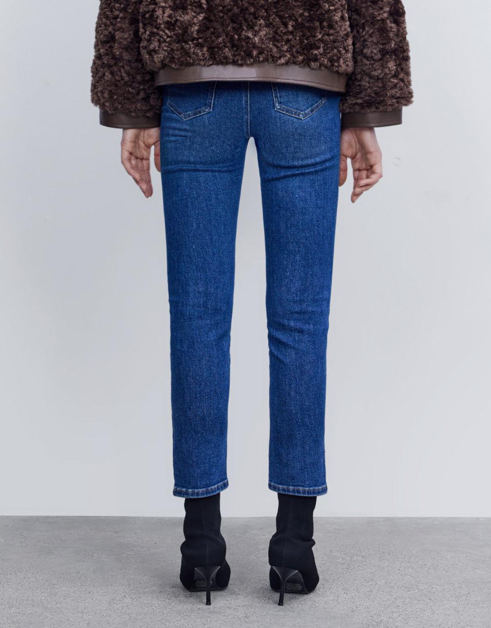 Slit Hem Skinny Jeans