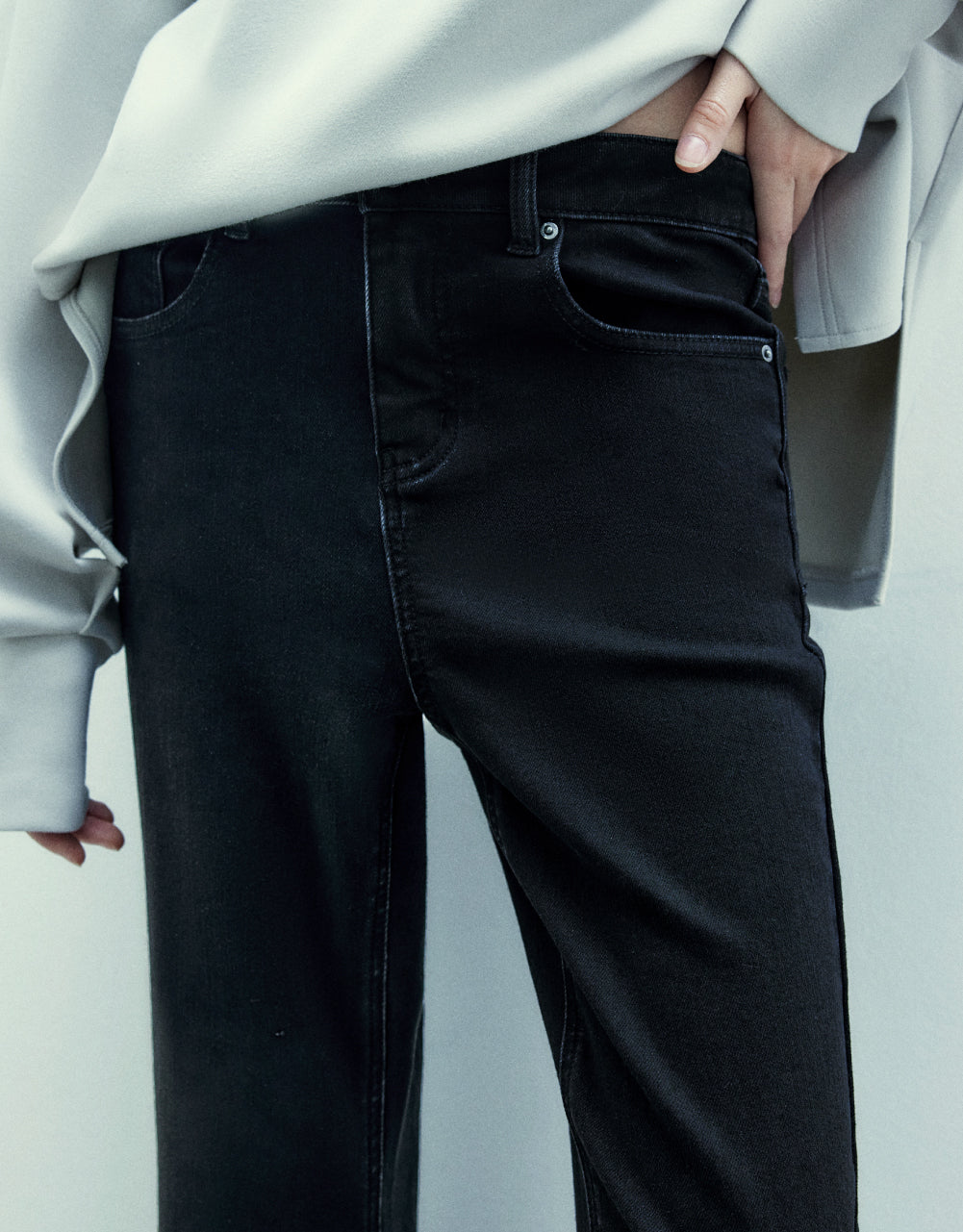 Mid Waist Flare Jeans