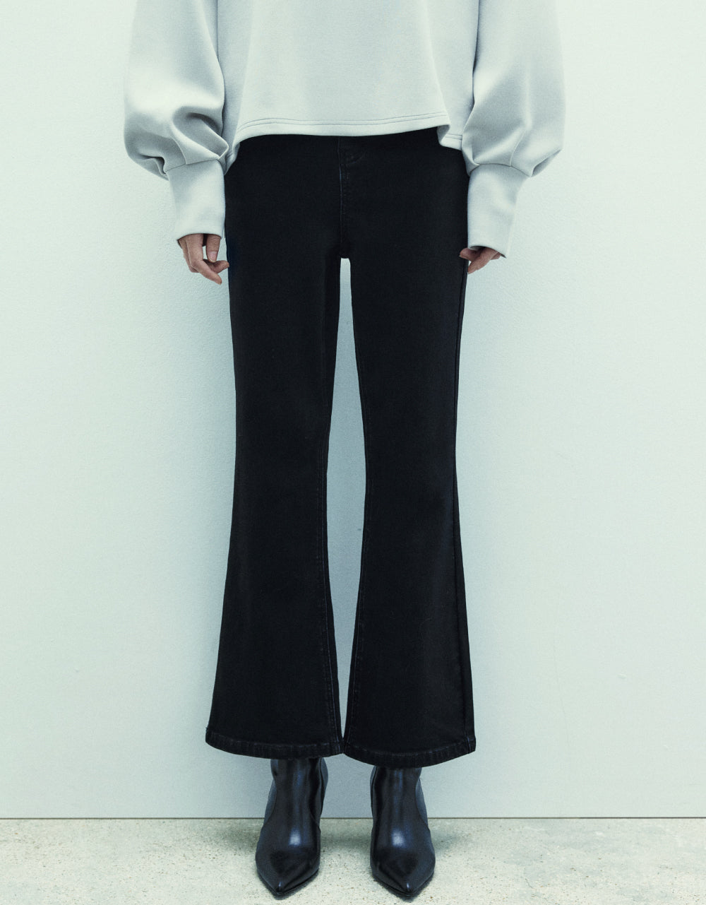 Mid Waist Flare Jeans