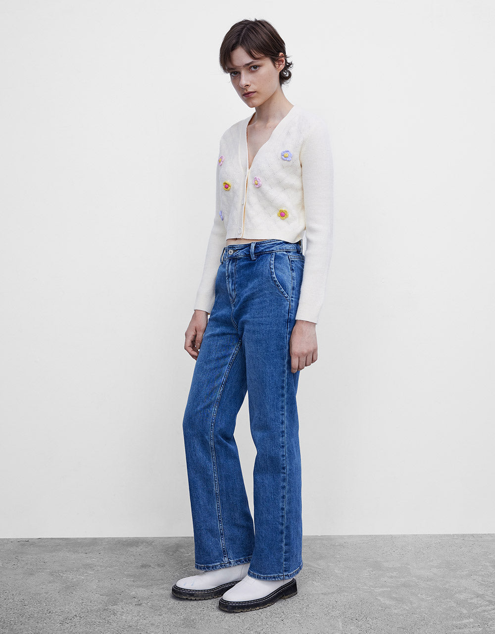 Mid Waist Wide Leg Jeans