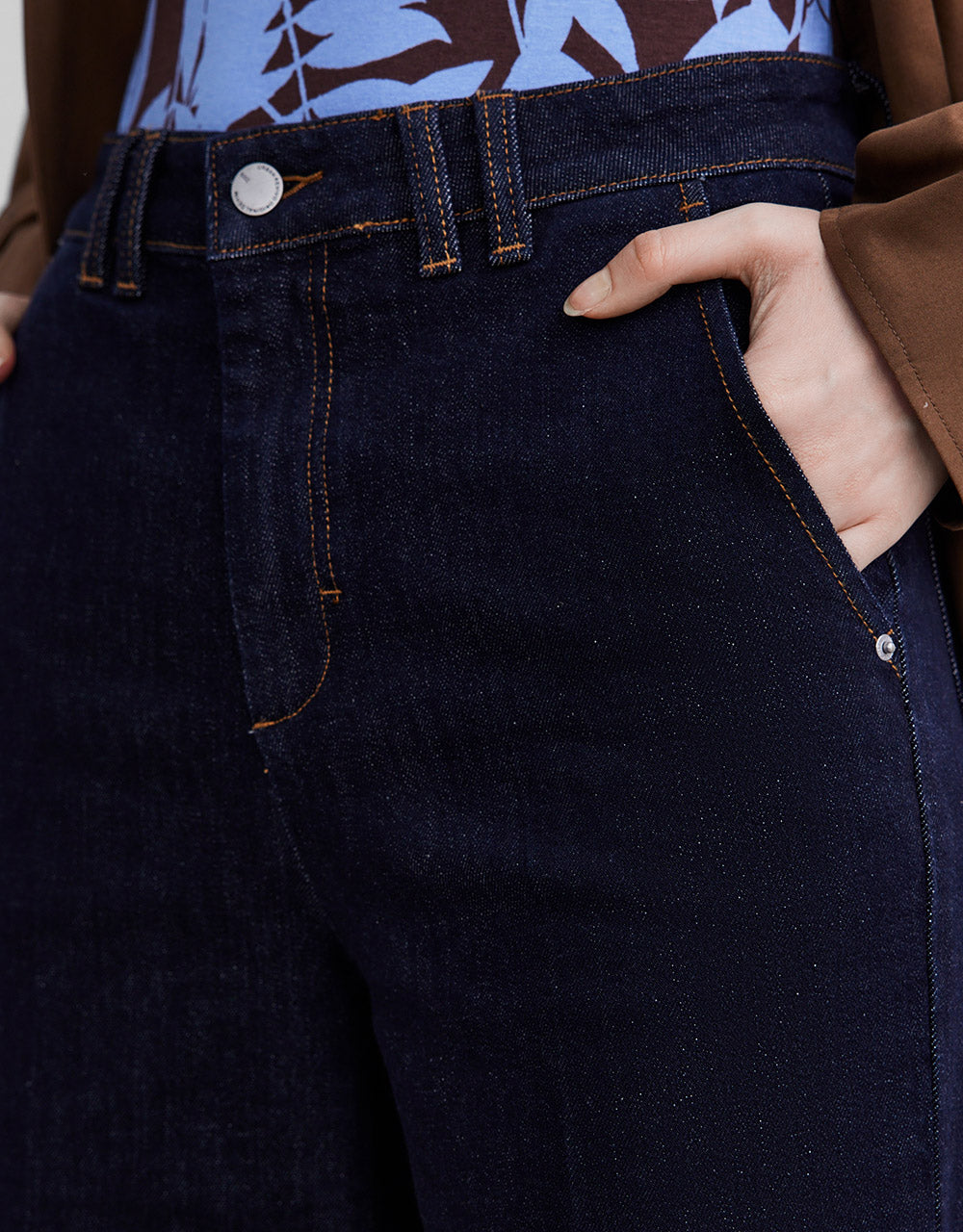 Roll Up Hem Straight Jeans