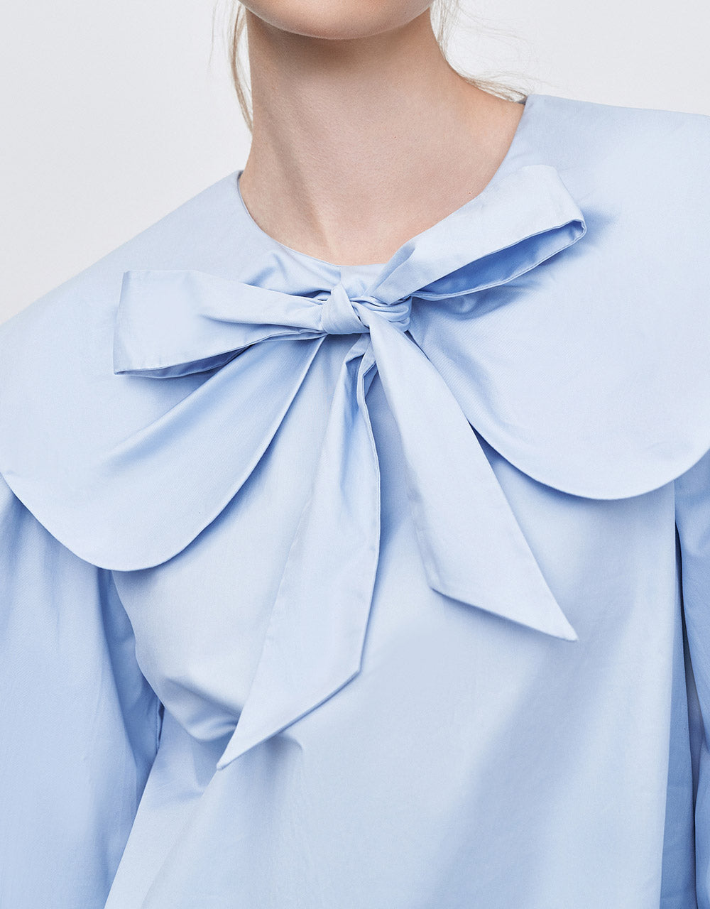 Bow Detail Ruffled Dress