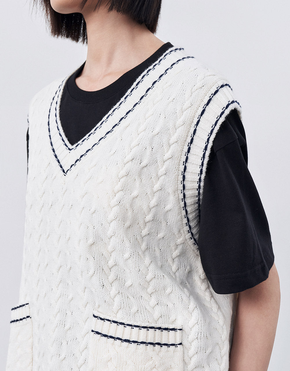Contrast Trim Sweater Vest