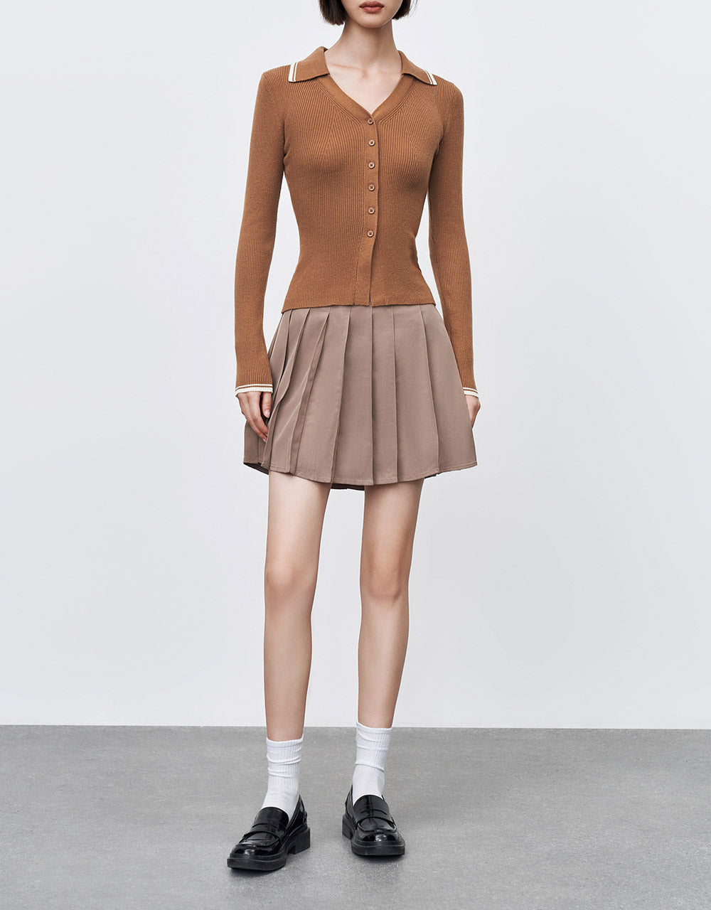 Contrast Trim Knit Top