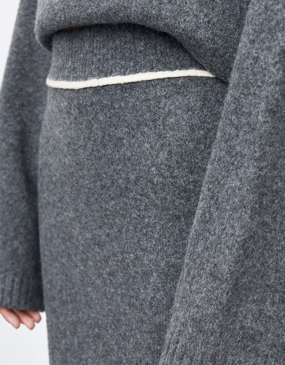 Contrast Stitch Knitted Skirt