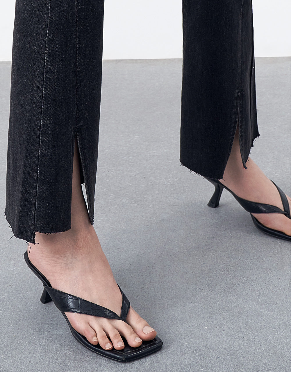 Split Flared Jeans