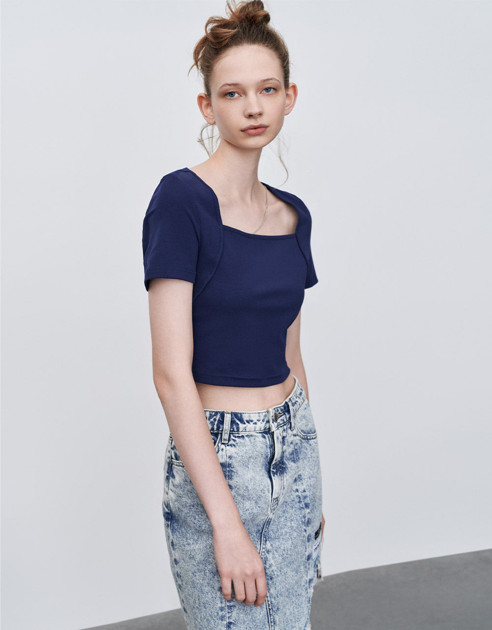 Cropped T-Shirt With Chain