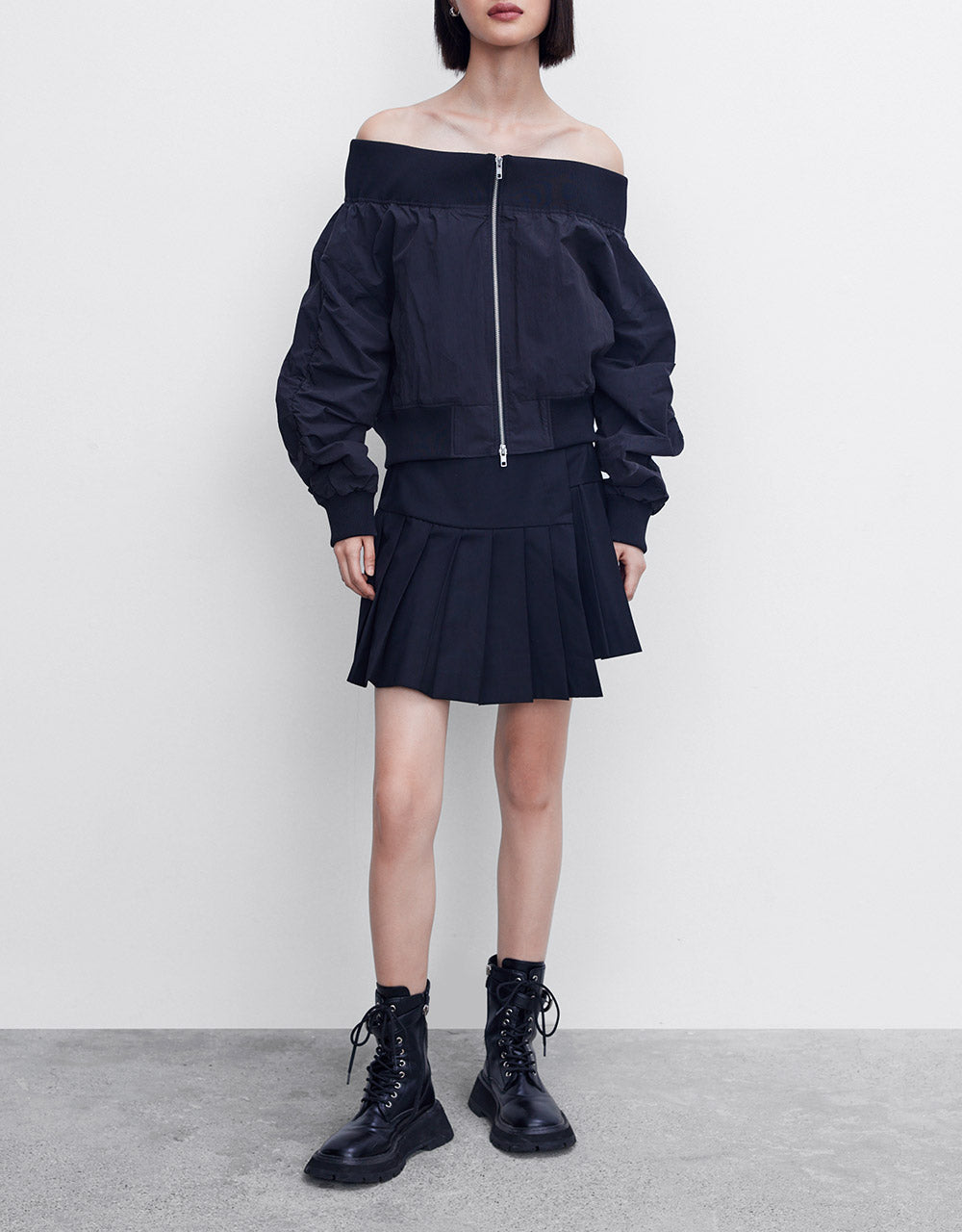 Off-Shoulder Zip Up Jacket