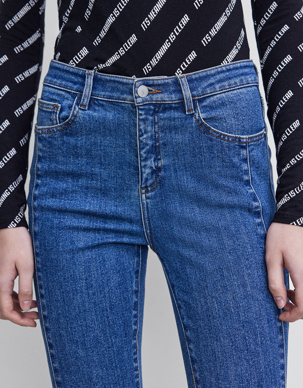 Slit Hem Skinny Jeans