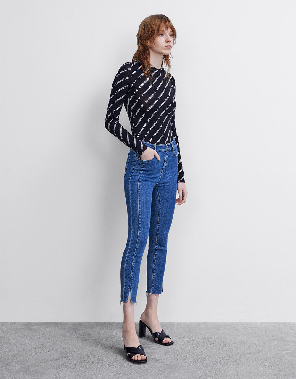 Slit Hem Skinny Jeans