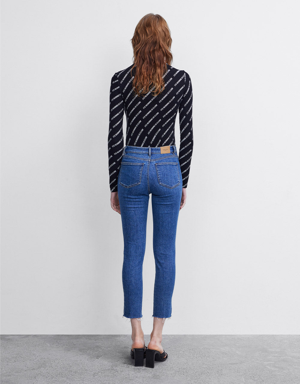 Slit Hem Skinny Jeans