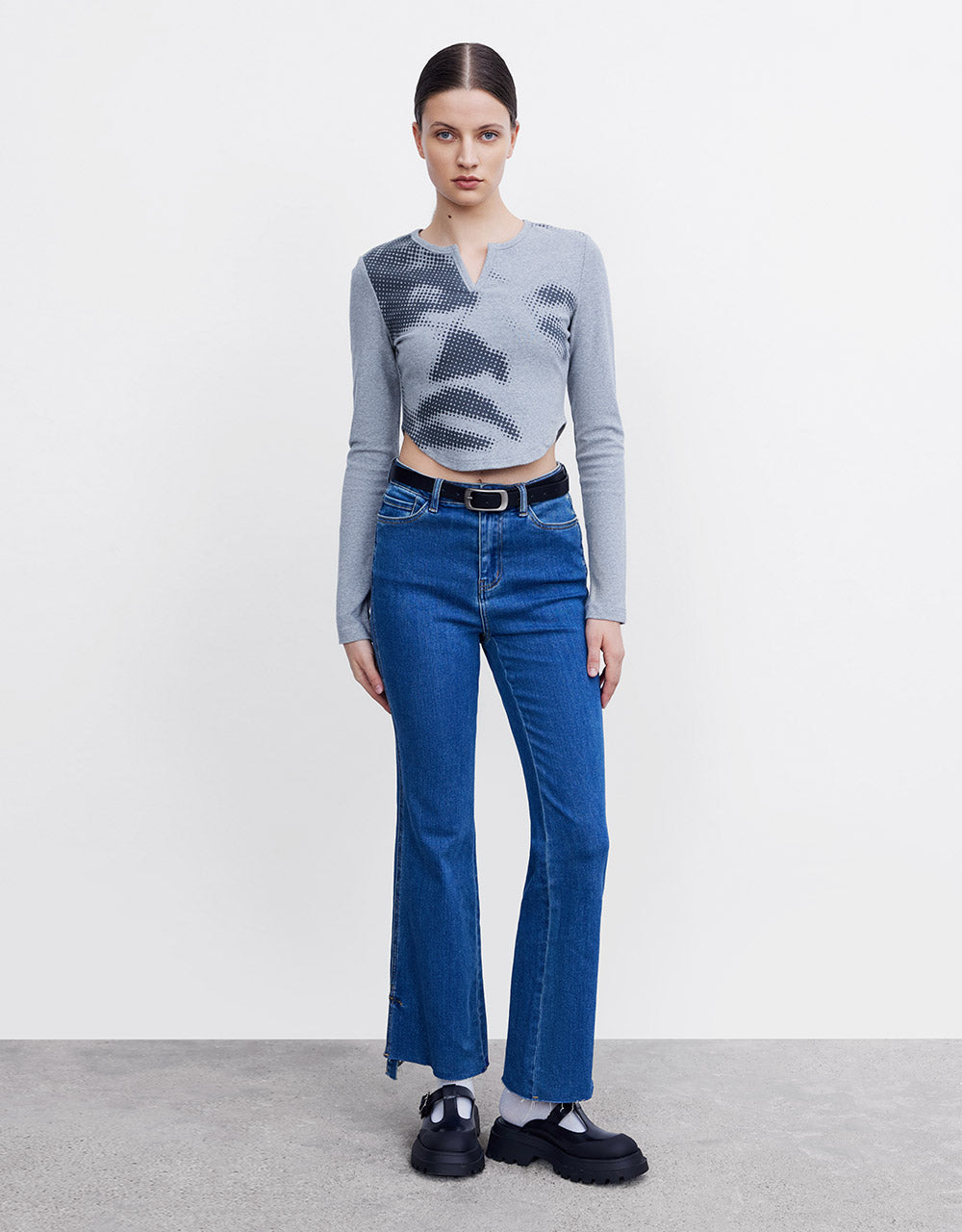 Raw Hem Flare Jeans With Belt