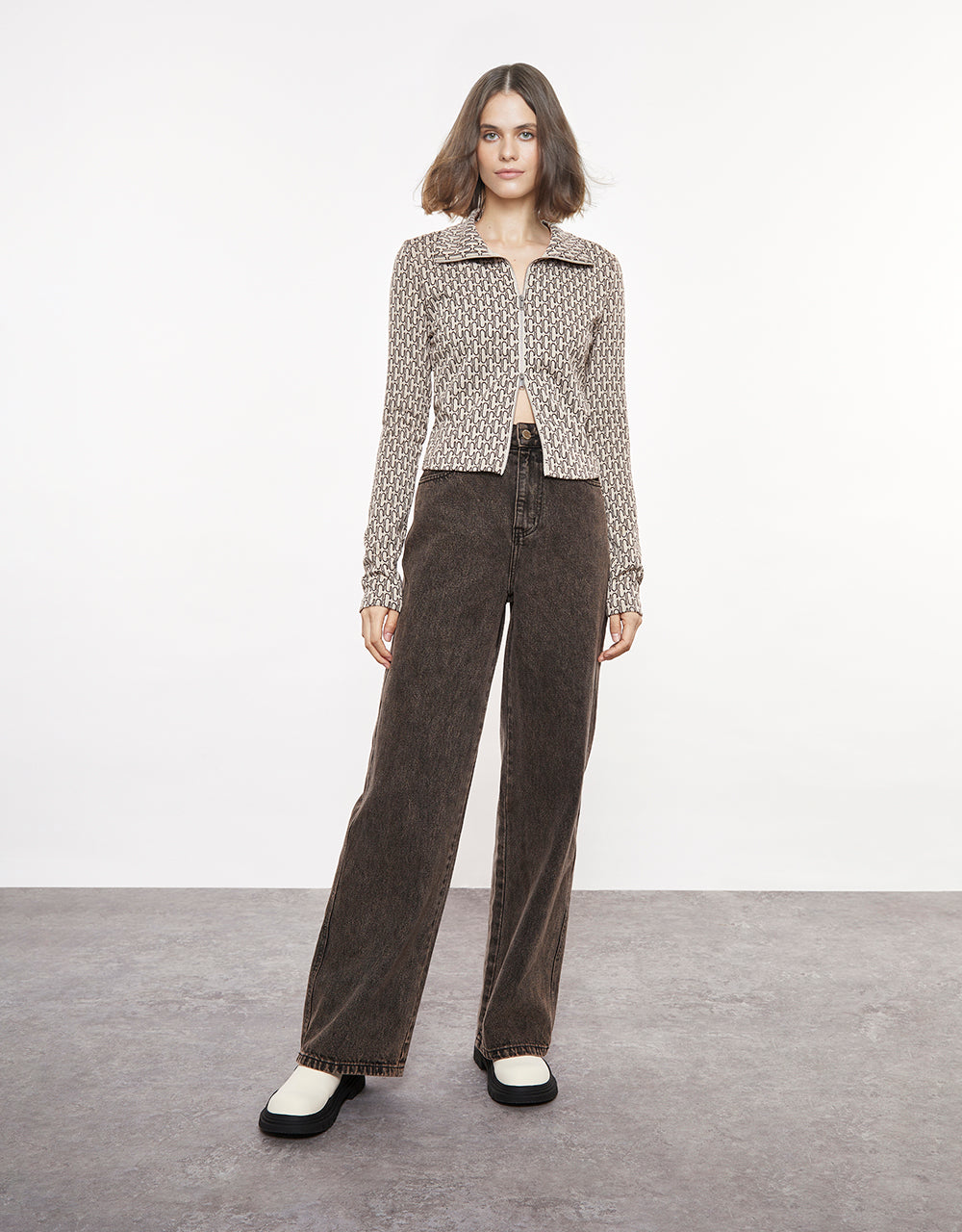 Mid Waist Straight Jeans