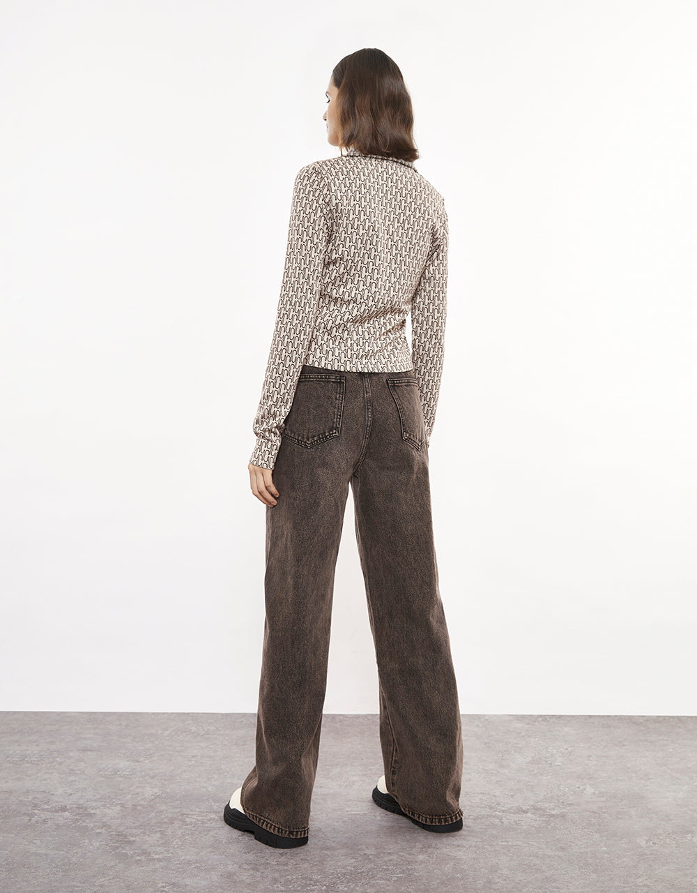 Mid Waist Straight Jeans